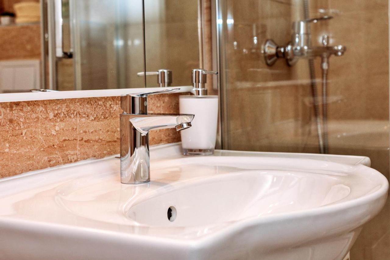 Centrooms Kovac1 ザダル エクステリア 写真
